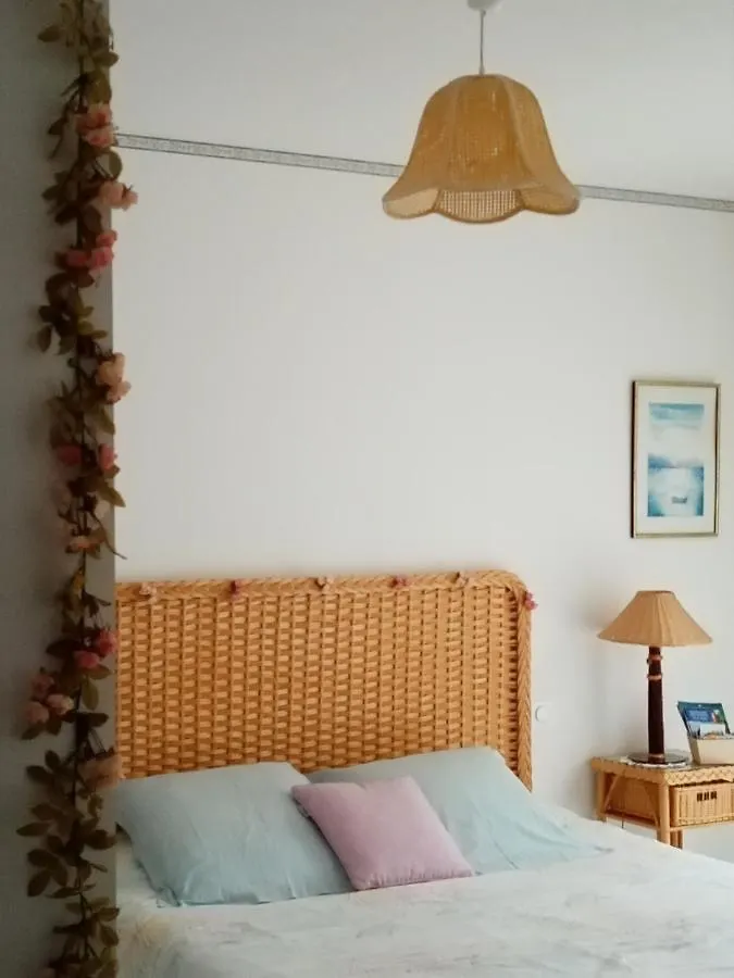 Homestay Sejour Entre Nature Verdoyante Et Son Dolment Cournon